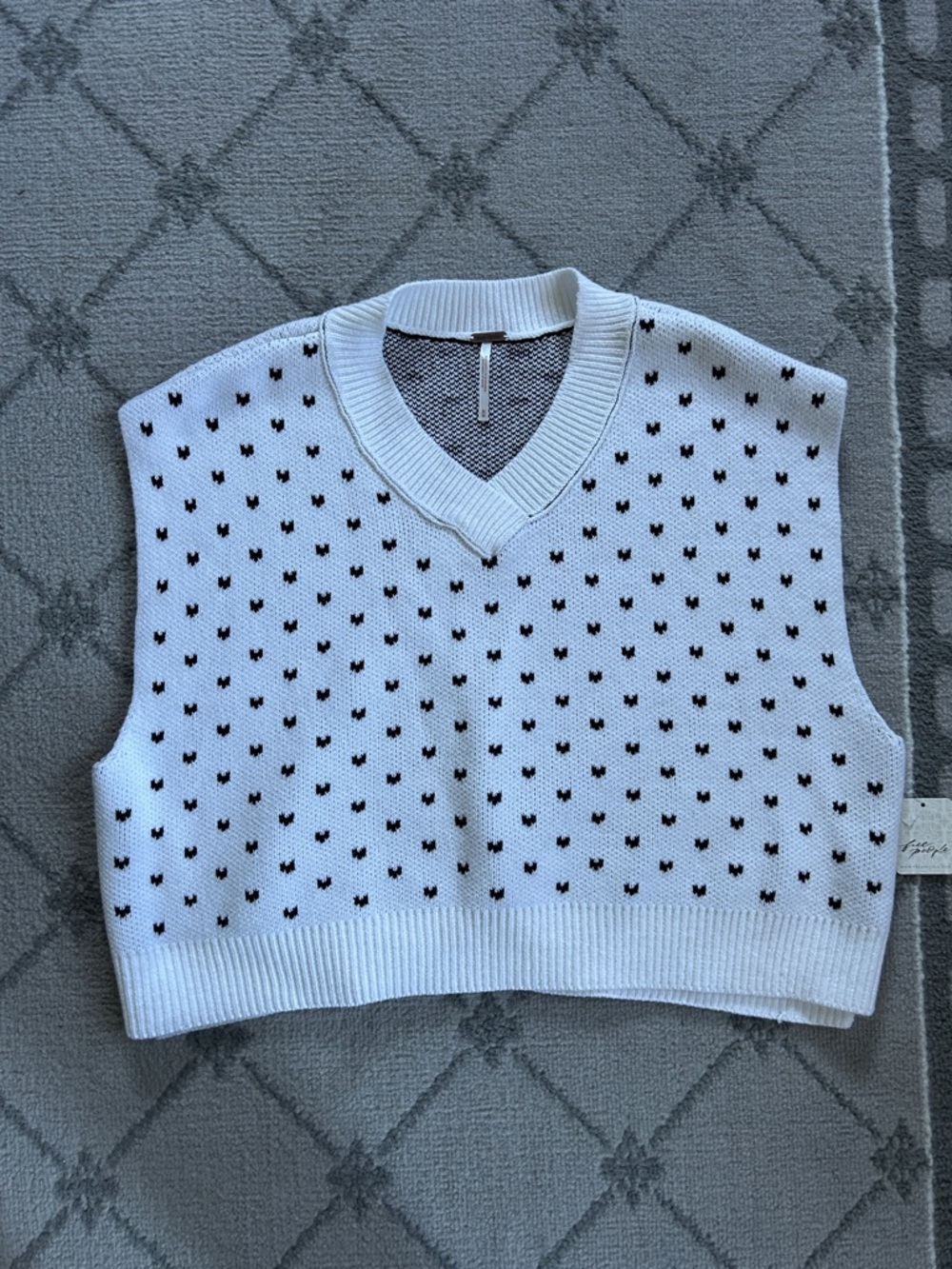 Free People Heart Pattern V-Neck Oversized Sweater Vest